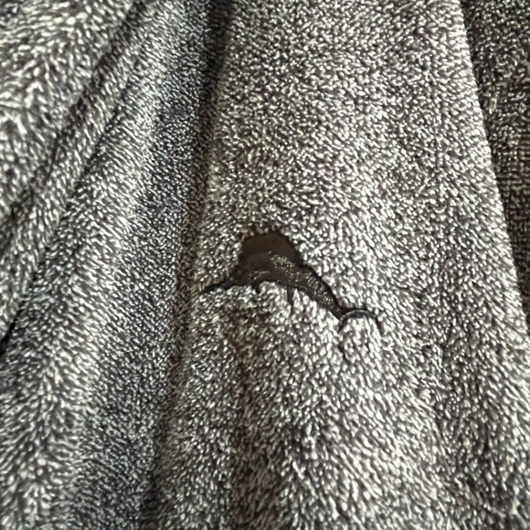 Tommy Bahama Plush Gray Robe - Picture 5 of 8